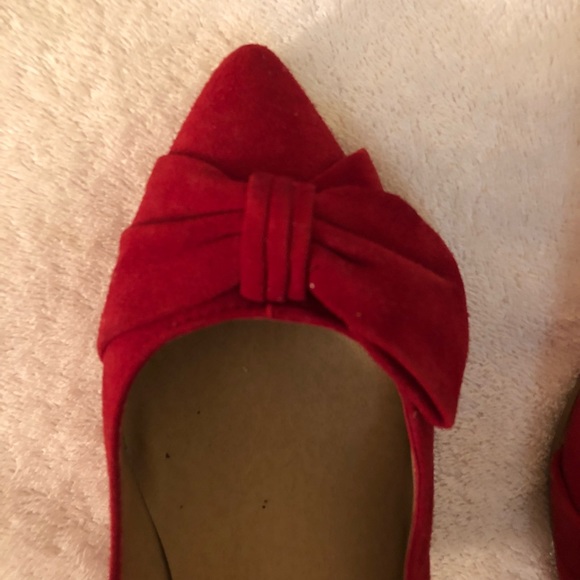 Red High heels - Picture 2 of 4